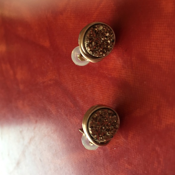 Gold Sparkle Druzy Style Earrings bling bling - Picture 2 of 2